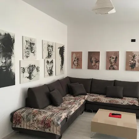 Sara'S Apartments *