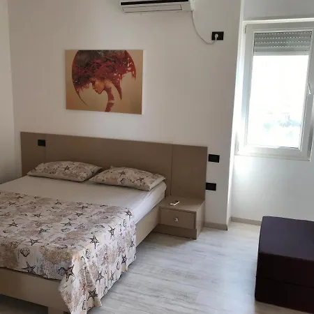 Casa vacanze Sara'S Apartments Himare